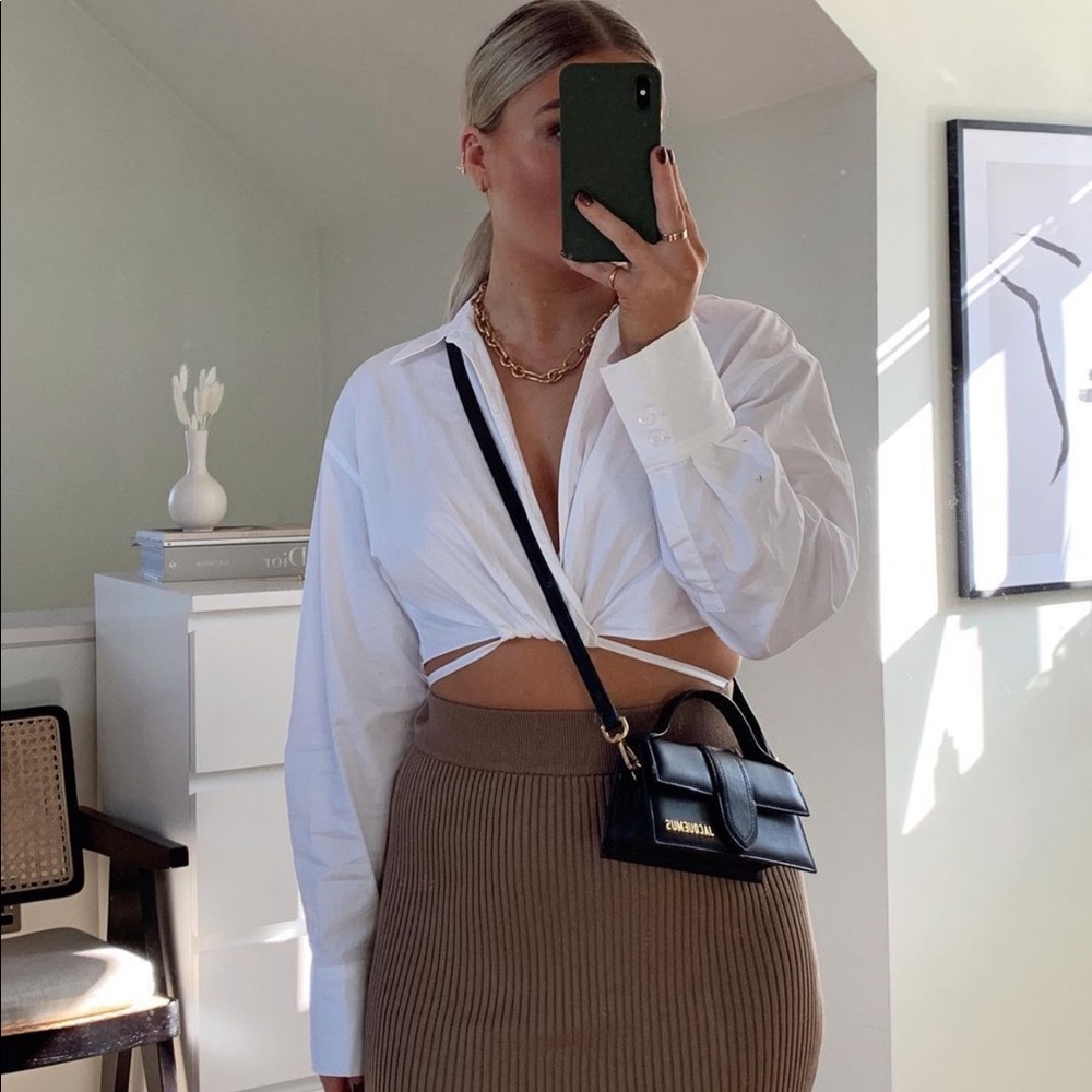 Bloggers fav white tie crop shirt